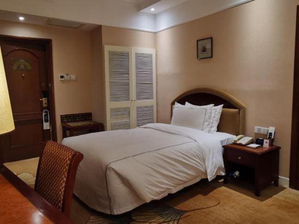 Jianguo Garden Hotel 5*