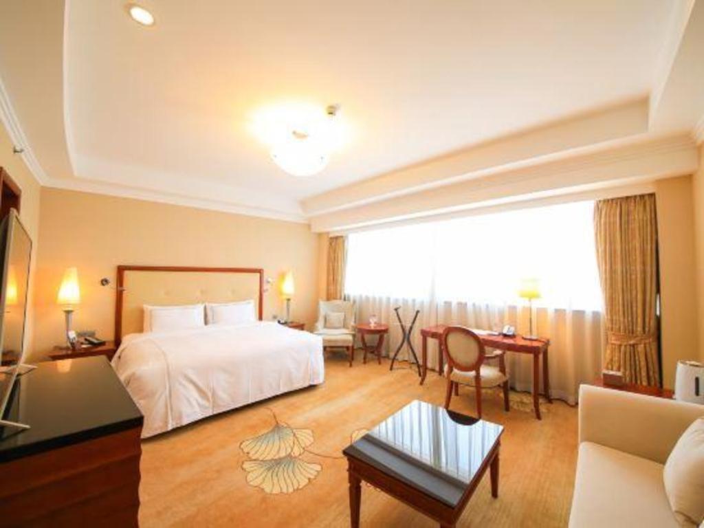 Jianguo Garden 5*